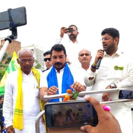 DarampalTanwar with haryana deputy cm dushyant chautala andmember of parliament chandrashekhar azad Sudhir 's Archive