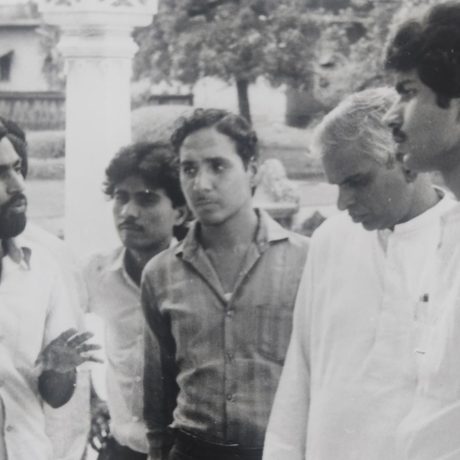 Prof. Parmanand Adhir – Haryana's First Prajapati Cabinet Minister With His Elder Son, Suresh Kumar Tanwar, During a Visit to the Taj Mahal